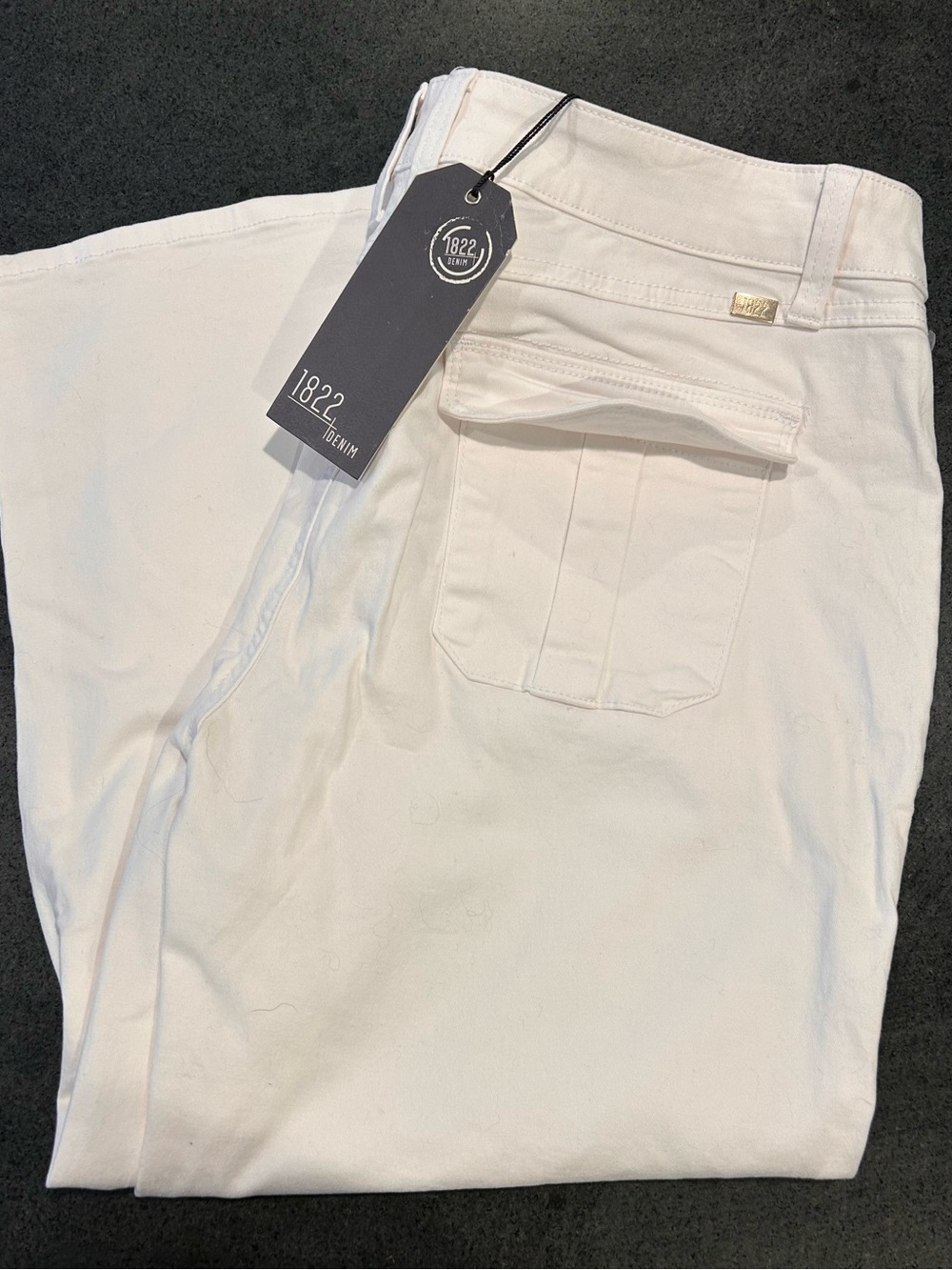 1822 Denim Women's Off-White Skinny Jeans